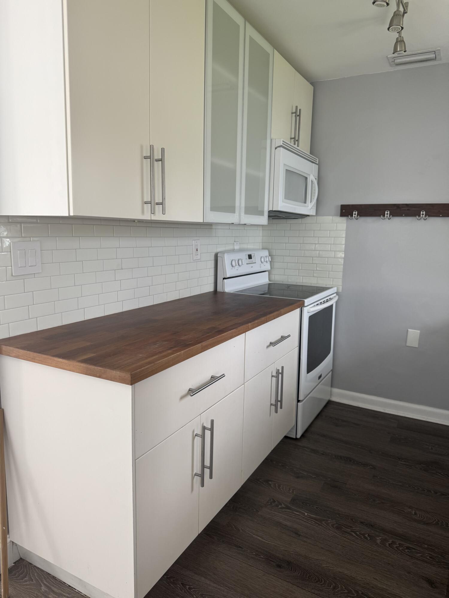 418 SW 14th Street