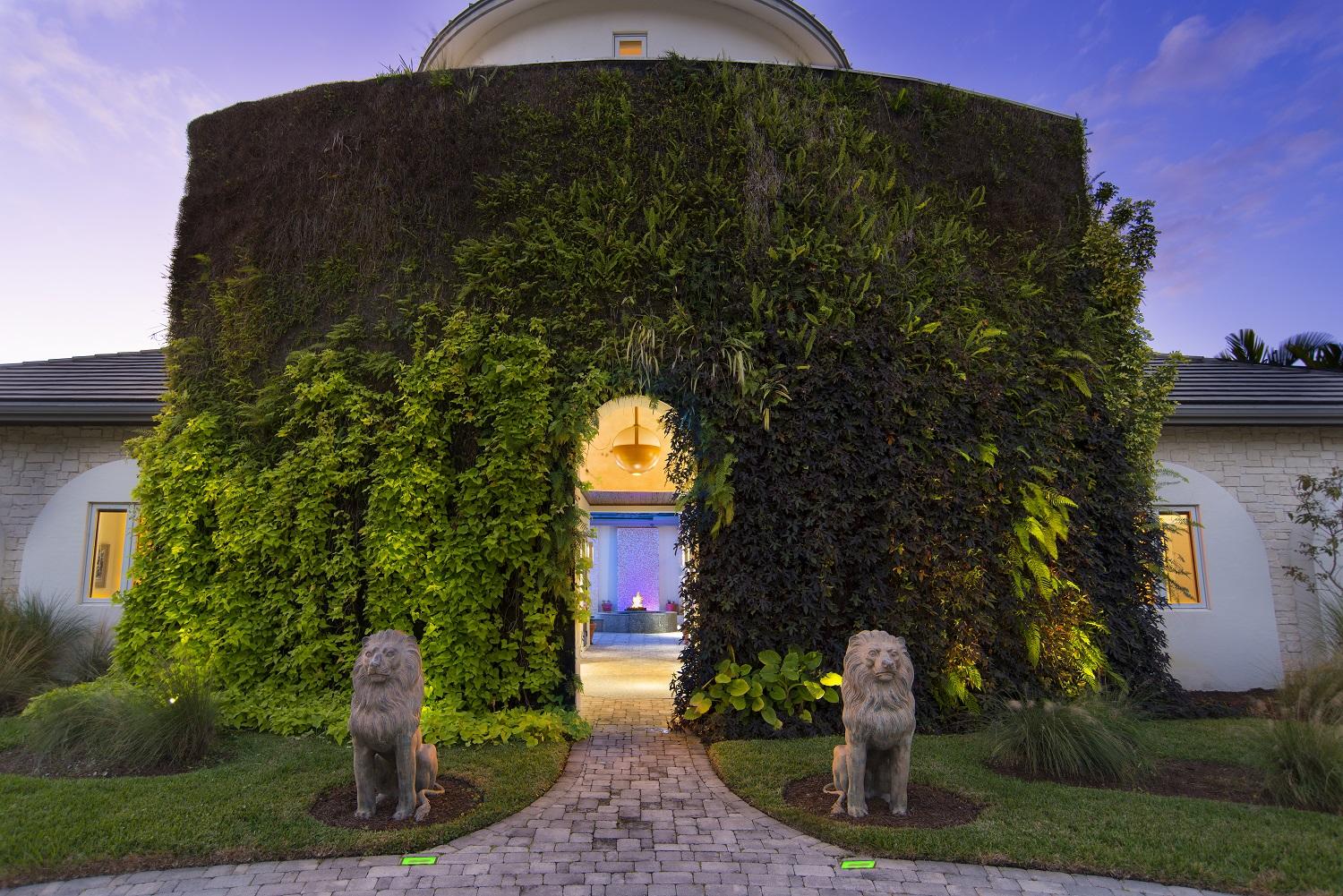 LAS PALMAS EQUESTRIAN - Residential