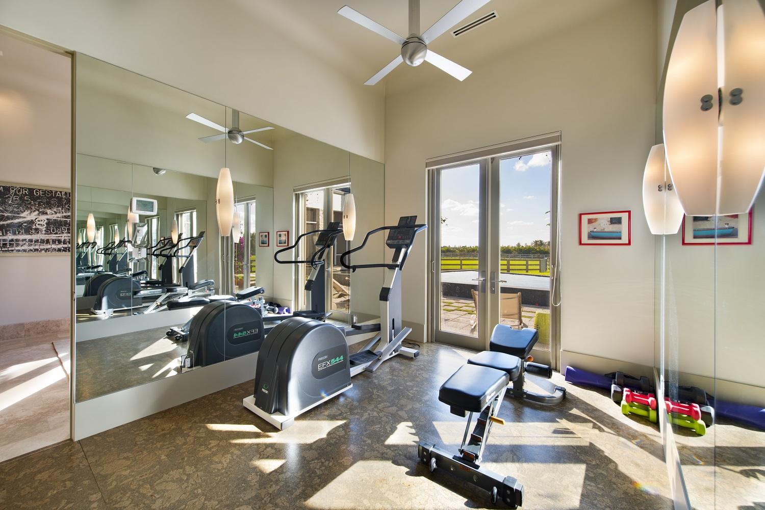 LAS PALMAS EQUESTRIAN - Residential