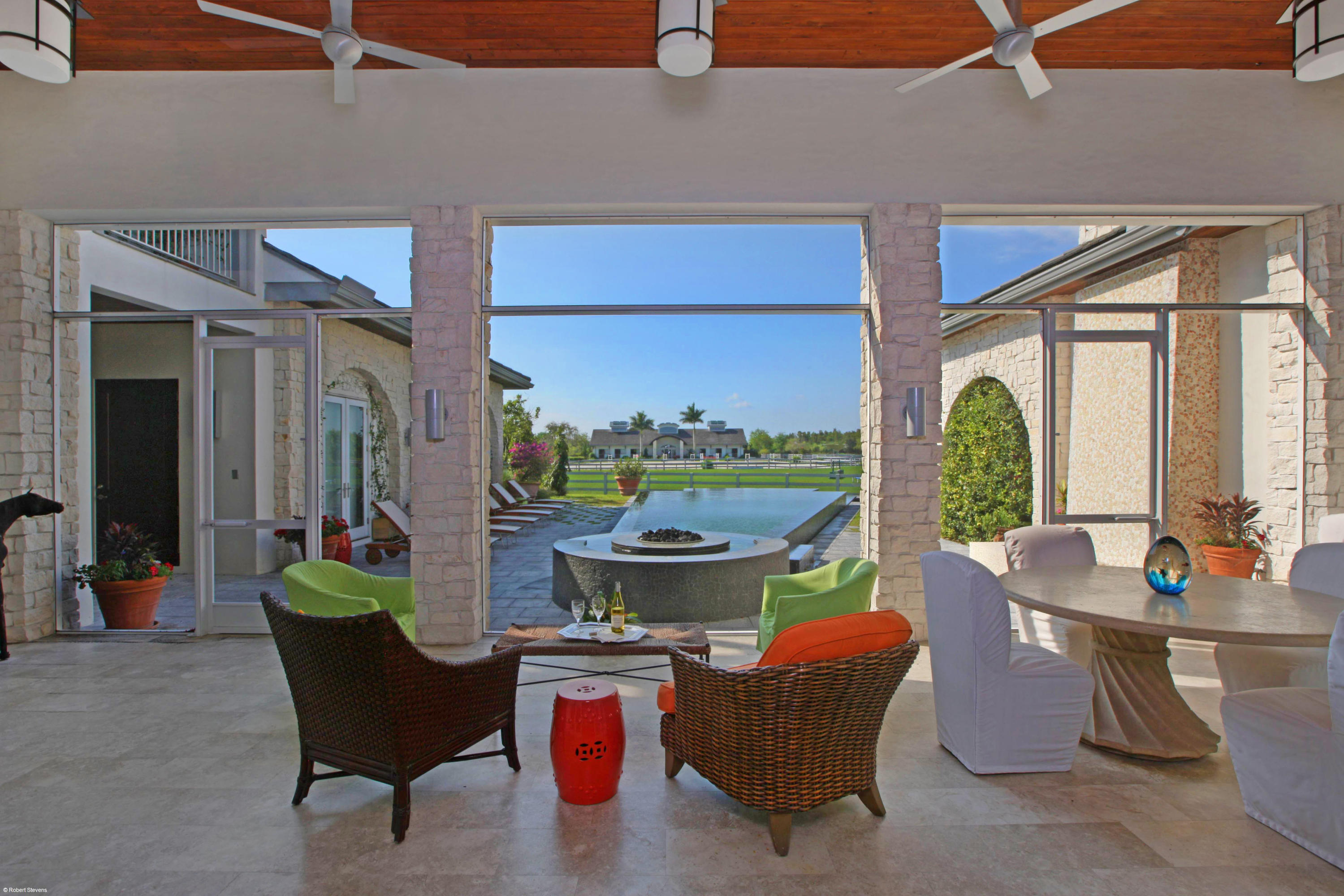 LAS PALMAS EQUESTRIAN - Residential