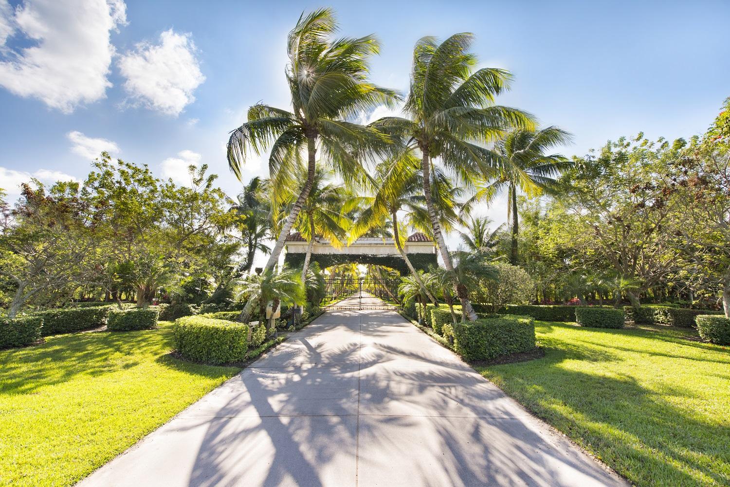 LAS PALMAS EQUESTRIAN - Residential