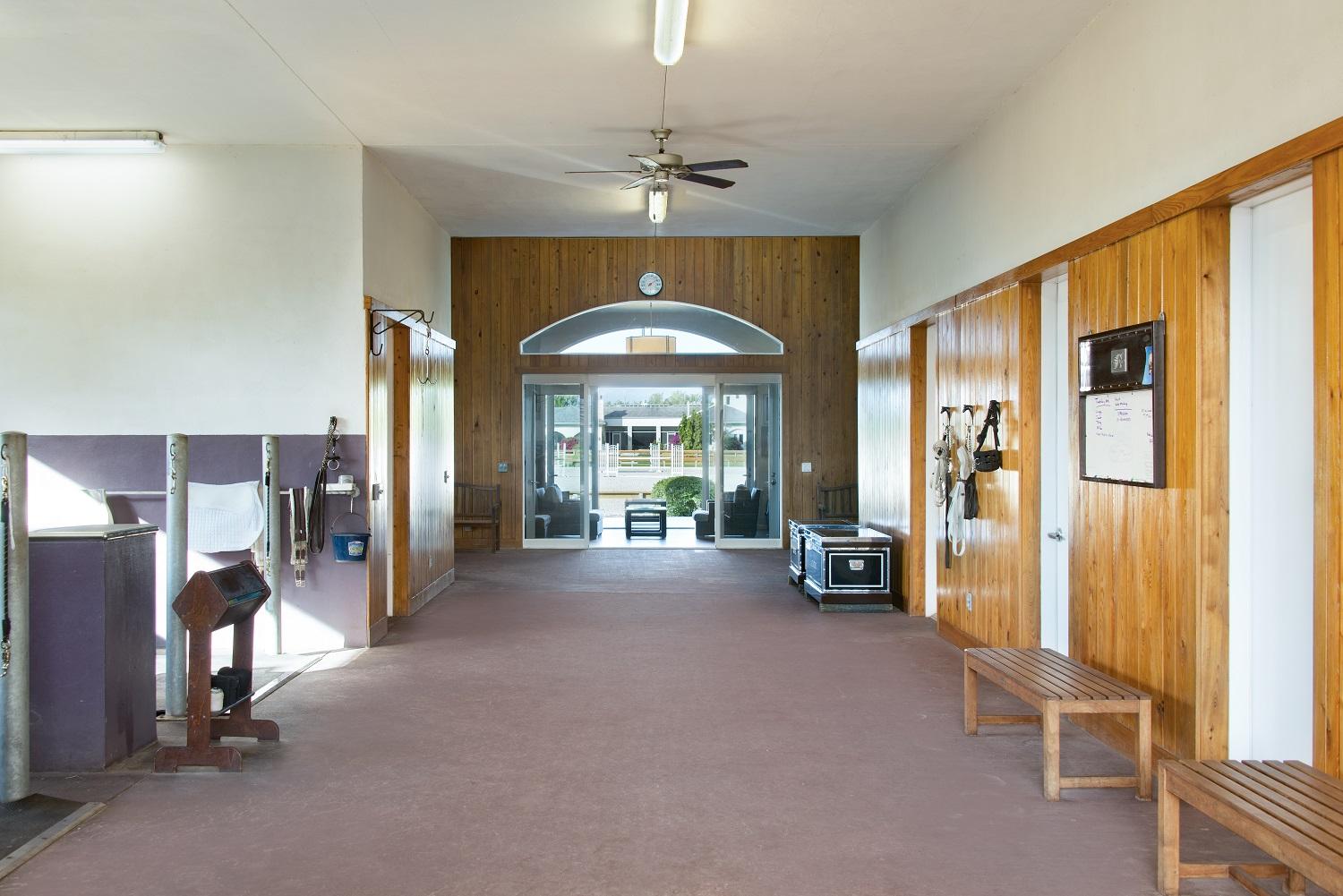 LAS PALMAS EQUESTRIAN - Residential