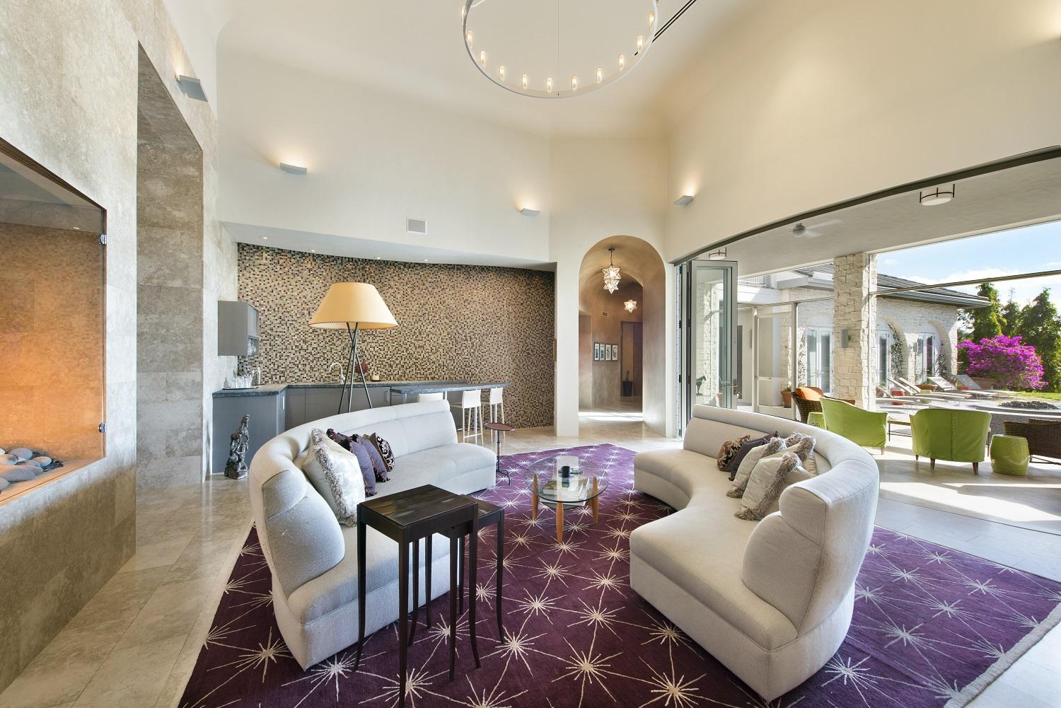 LAS PALMAS EQUESTRIAN - Residential