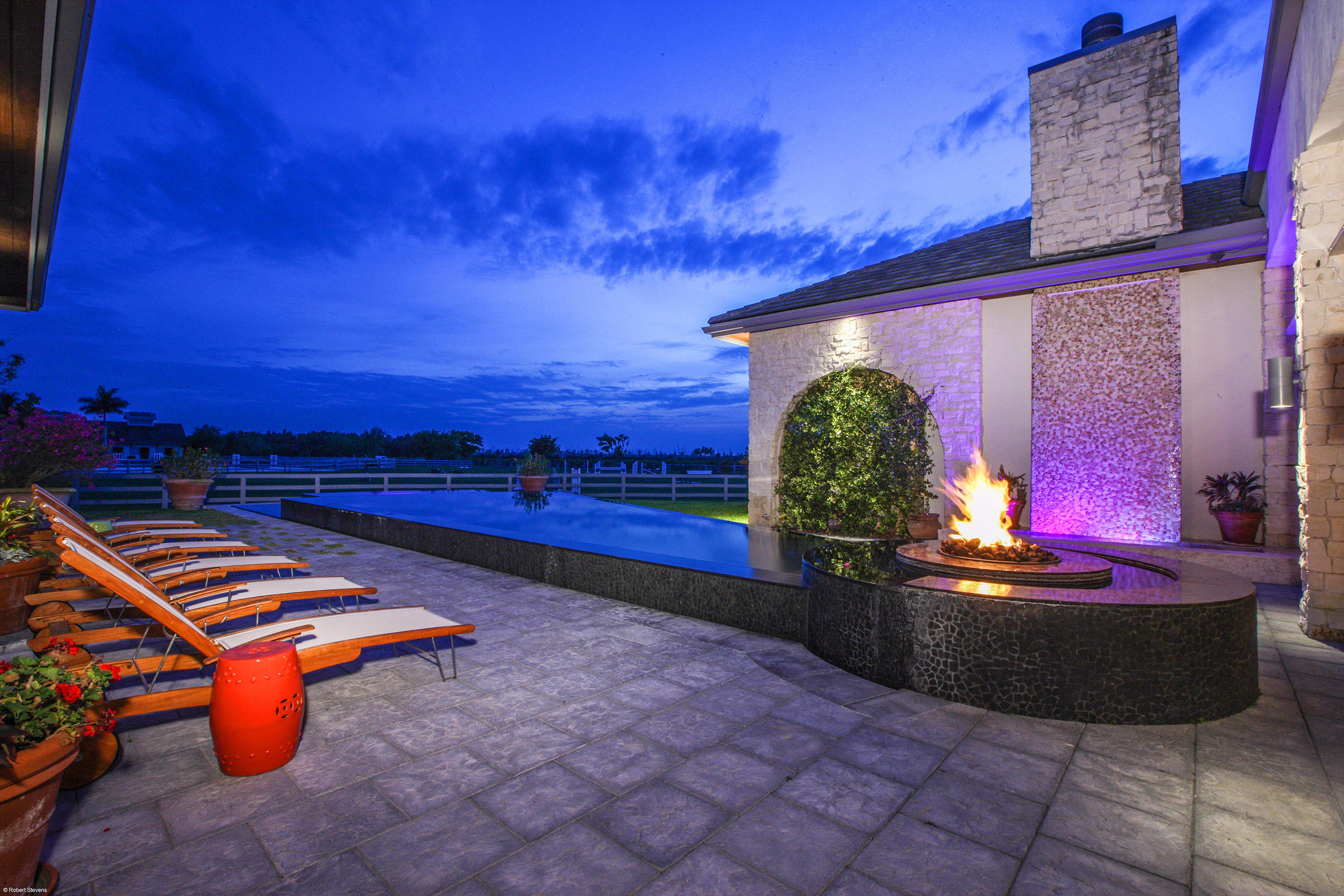 LAS PALMAS EQUESTRIAN - Residential