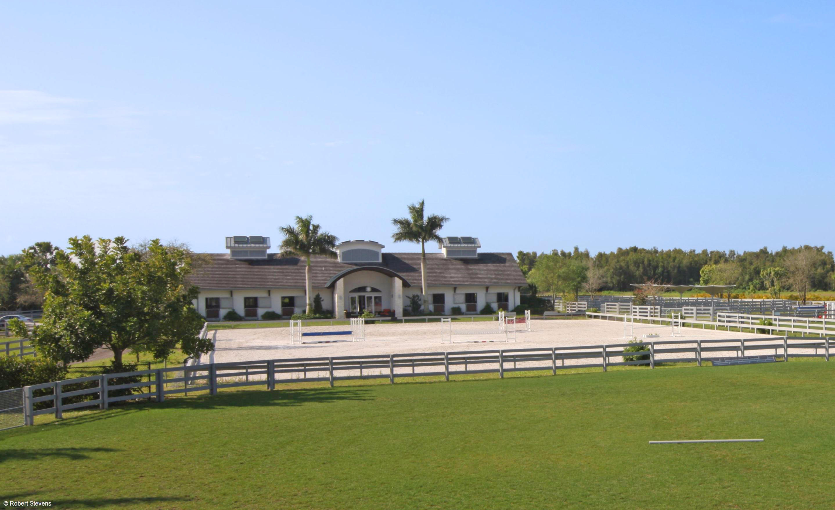 LAS PALMAS EQUESTRIAN - Residential