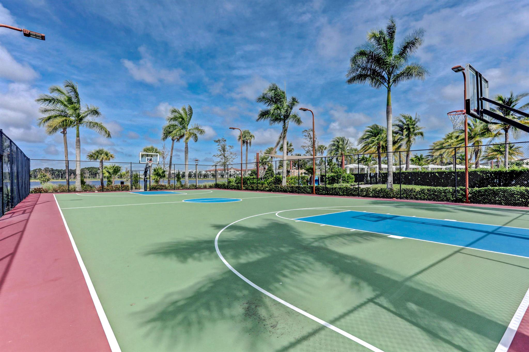 ALTON NEIGHBORHOOD - Residential Lease