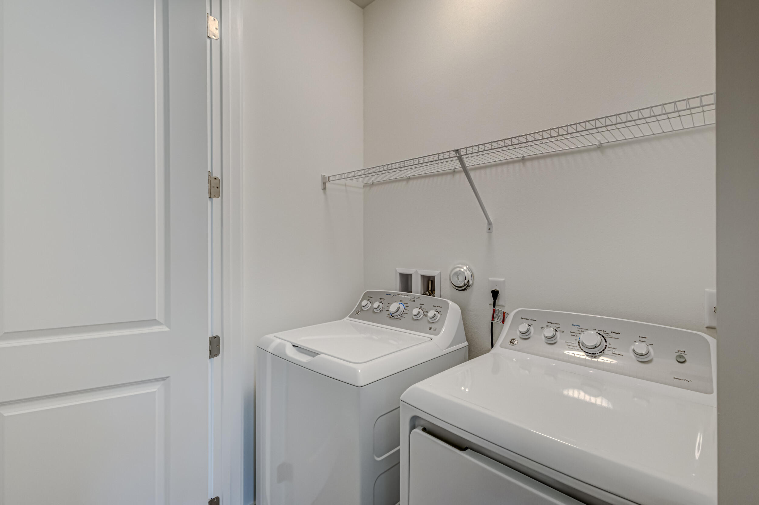 ALTON NEIGHBORHOOD - Residential Lease