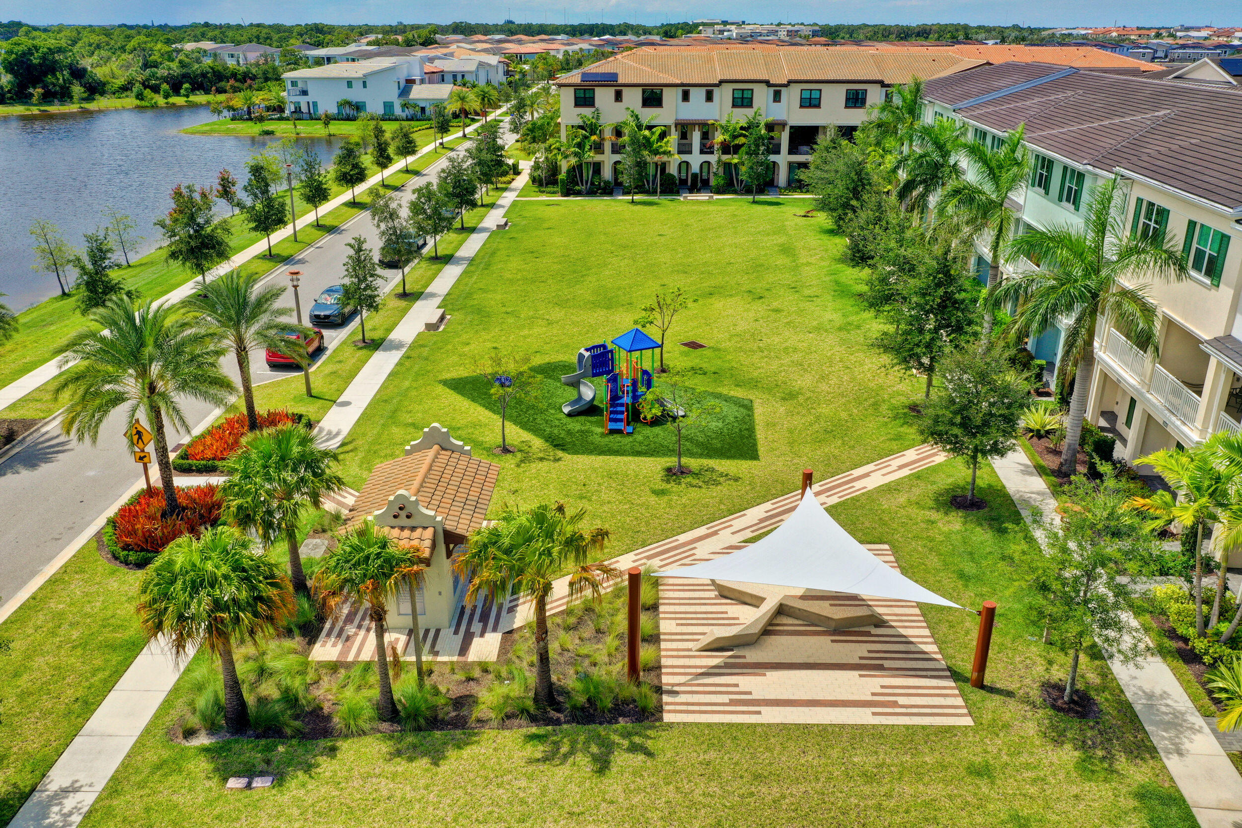 ALTON NEIGHBORHOOD - Residential Lease