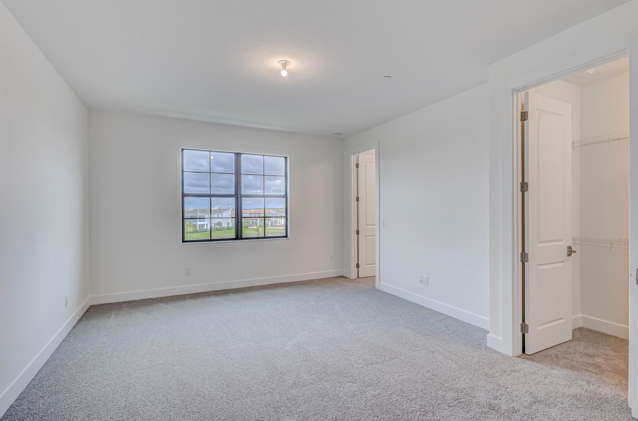 ALTON NEIGHBORHOOD - Residential Lease