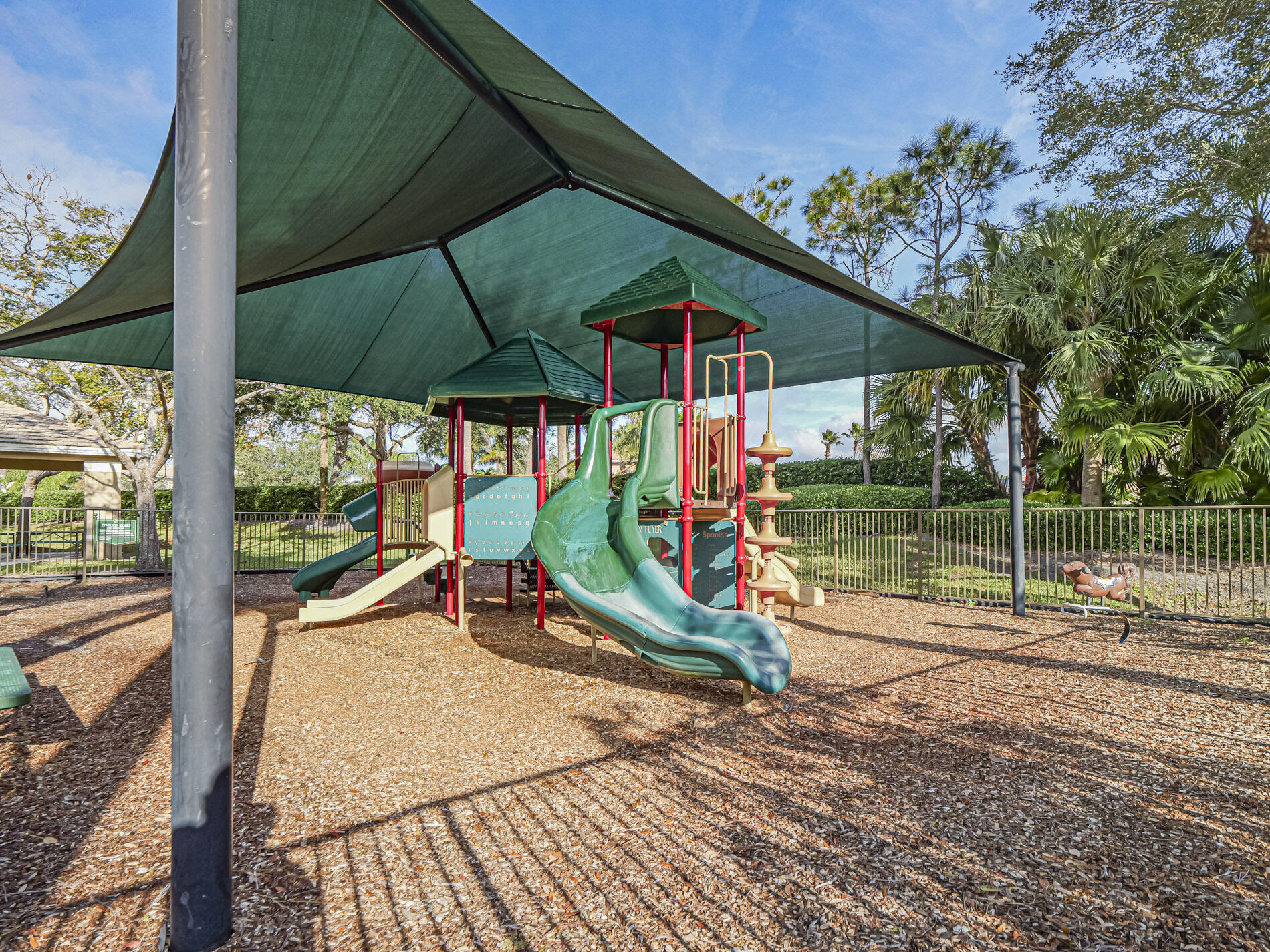 Falcon Trace - Residential