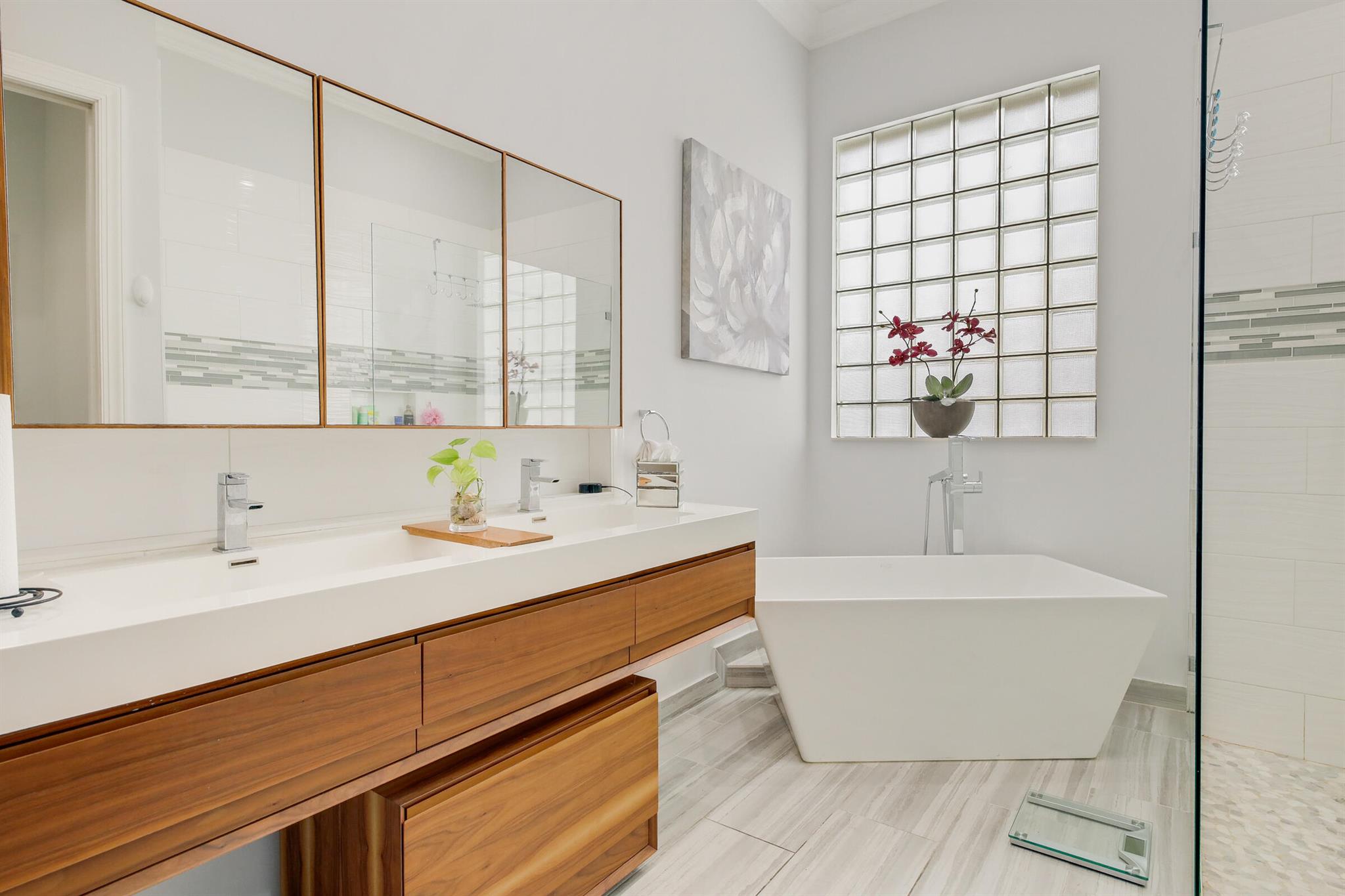 FOUNTAINS PL3 - Residential Lease