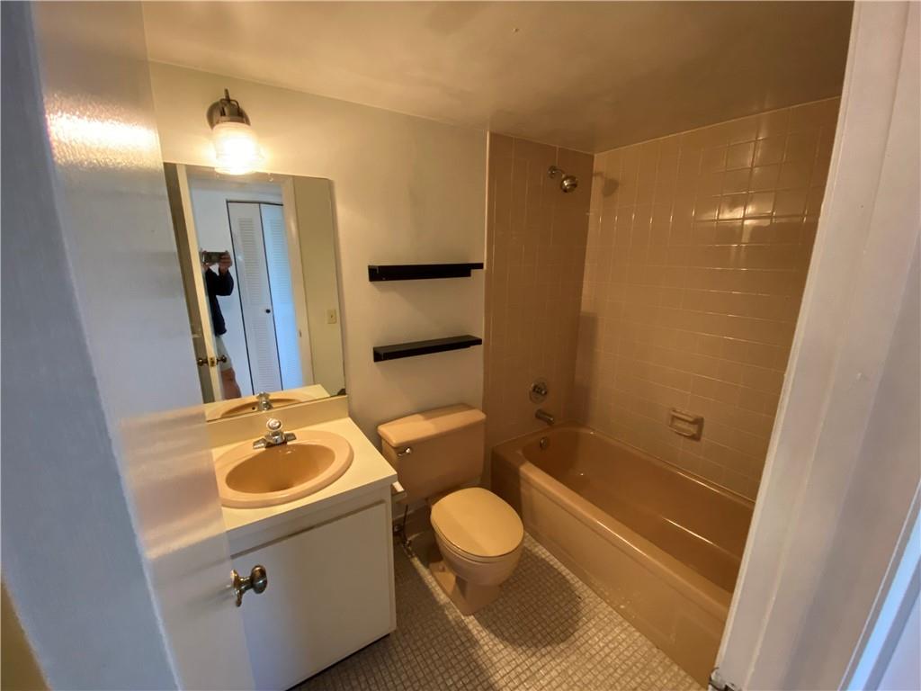 Gathering Place-Condo IV - Residential