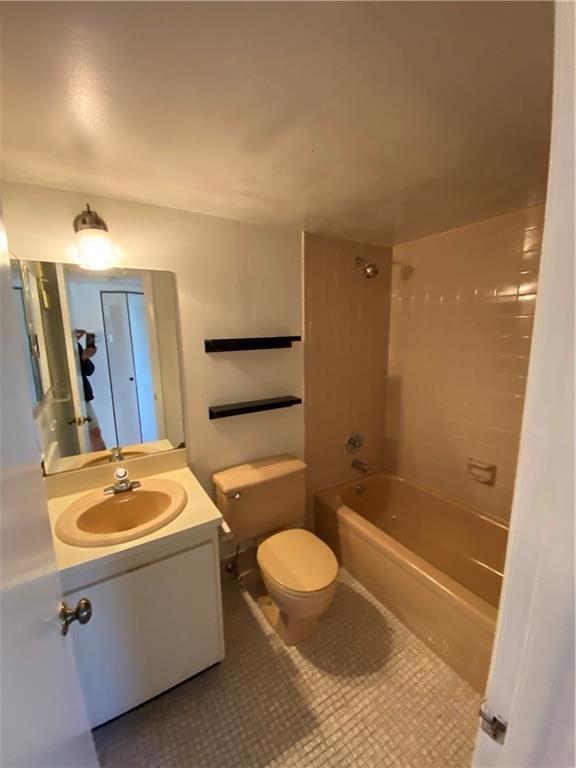 Gathering Place-Condo IV - Residential