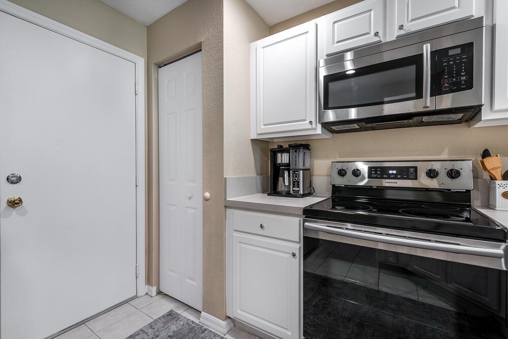 SIERRA PALMS - Residential