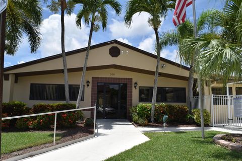 A home in Greenacres