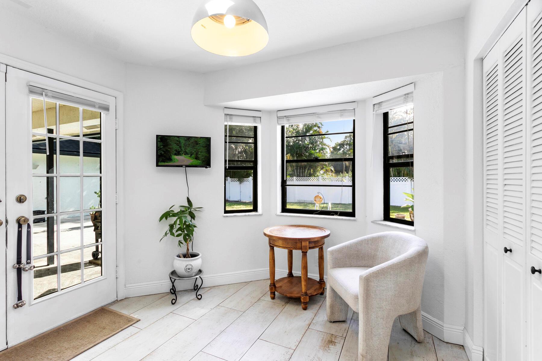 SUGAR POND MANOR OF WELLI - Residential