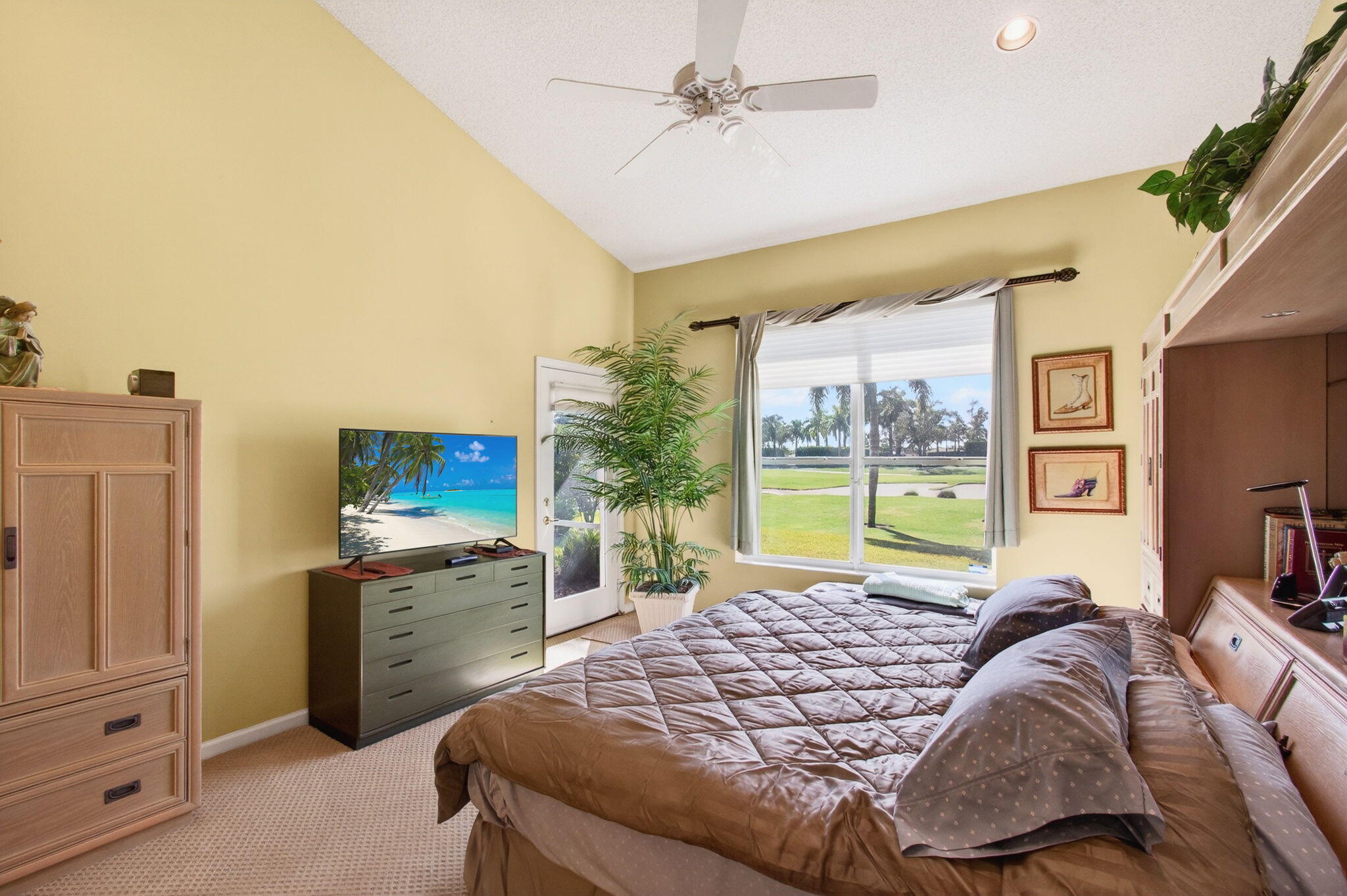 ABERDEEN COUNTRY CLUB - Residential