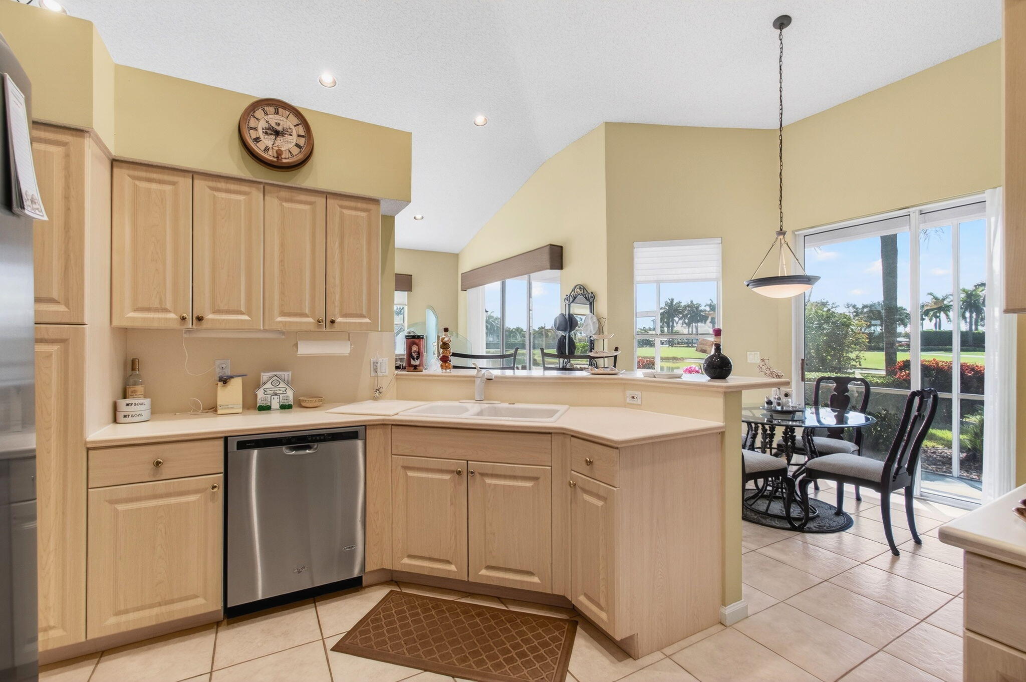 ABERDEEN COUNTRY CLUB - Residential