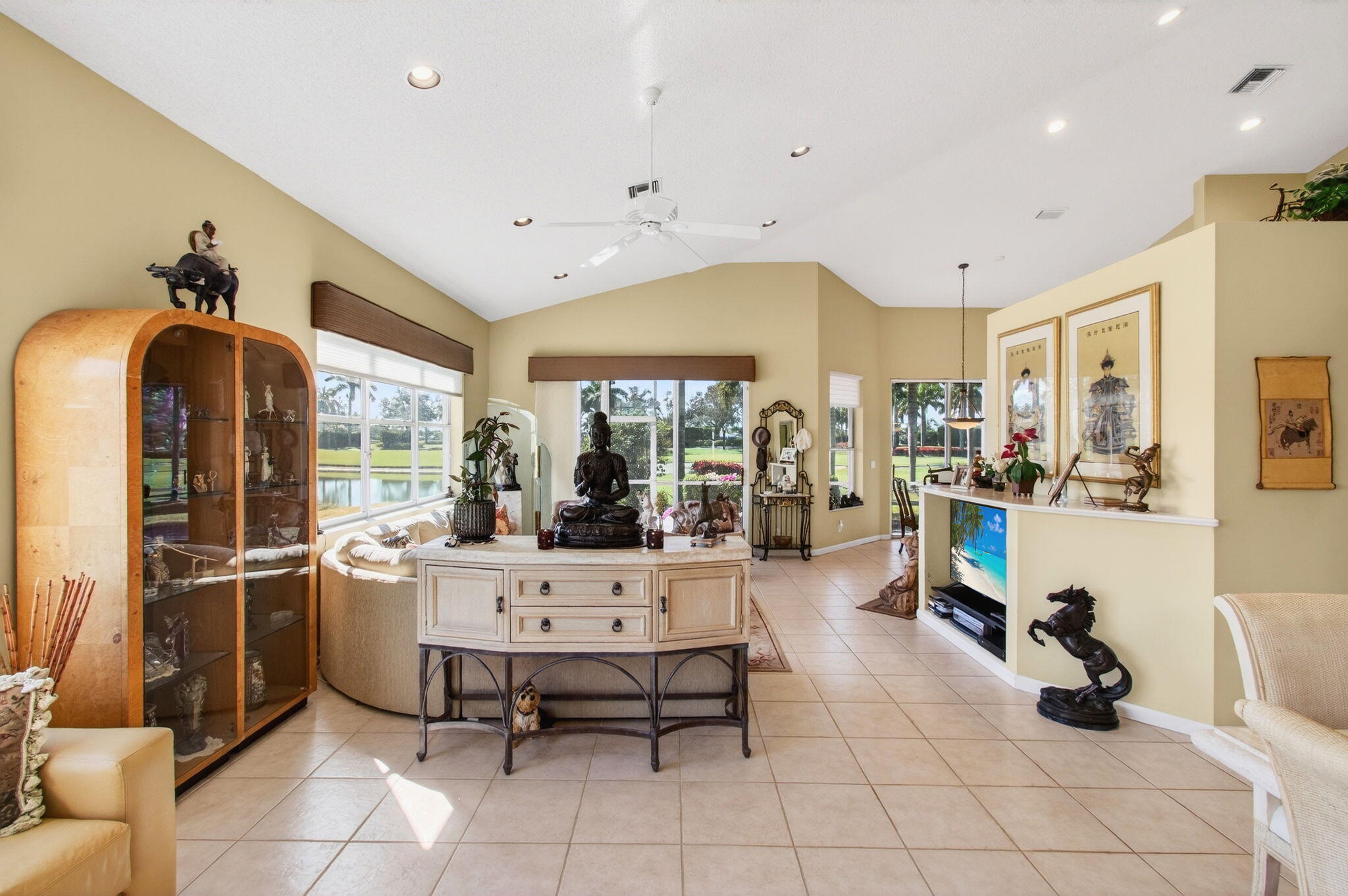 ABERDEEN COUNTRY CLUB - Residential