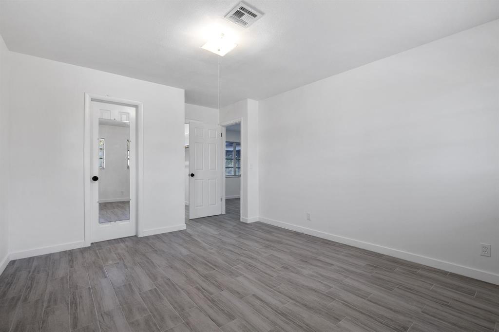 NORTH HOBE SOUND SHORES - Residential