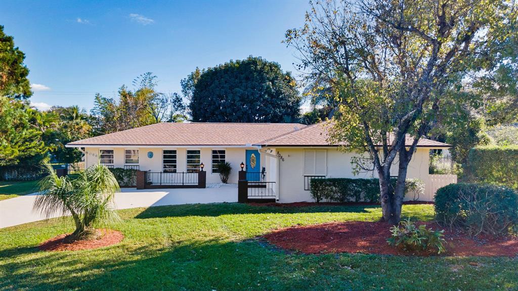 NORTH HOBE SOUND SHORES - Residential