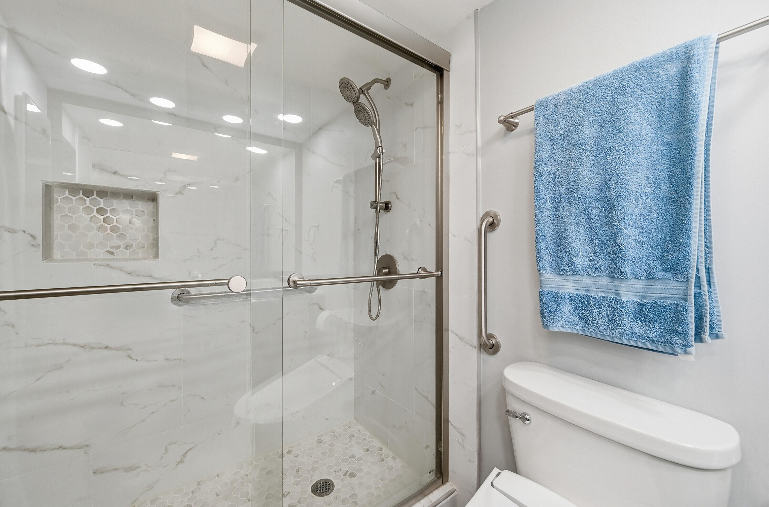 NASSAU VILLAGE WYNMOOR CONDO - Residential