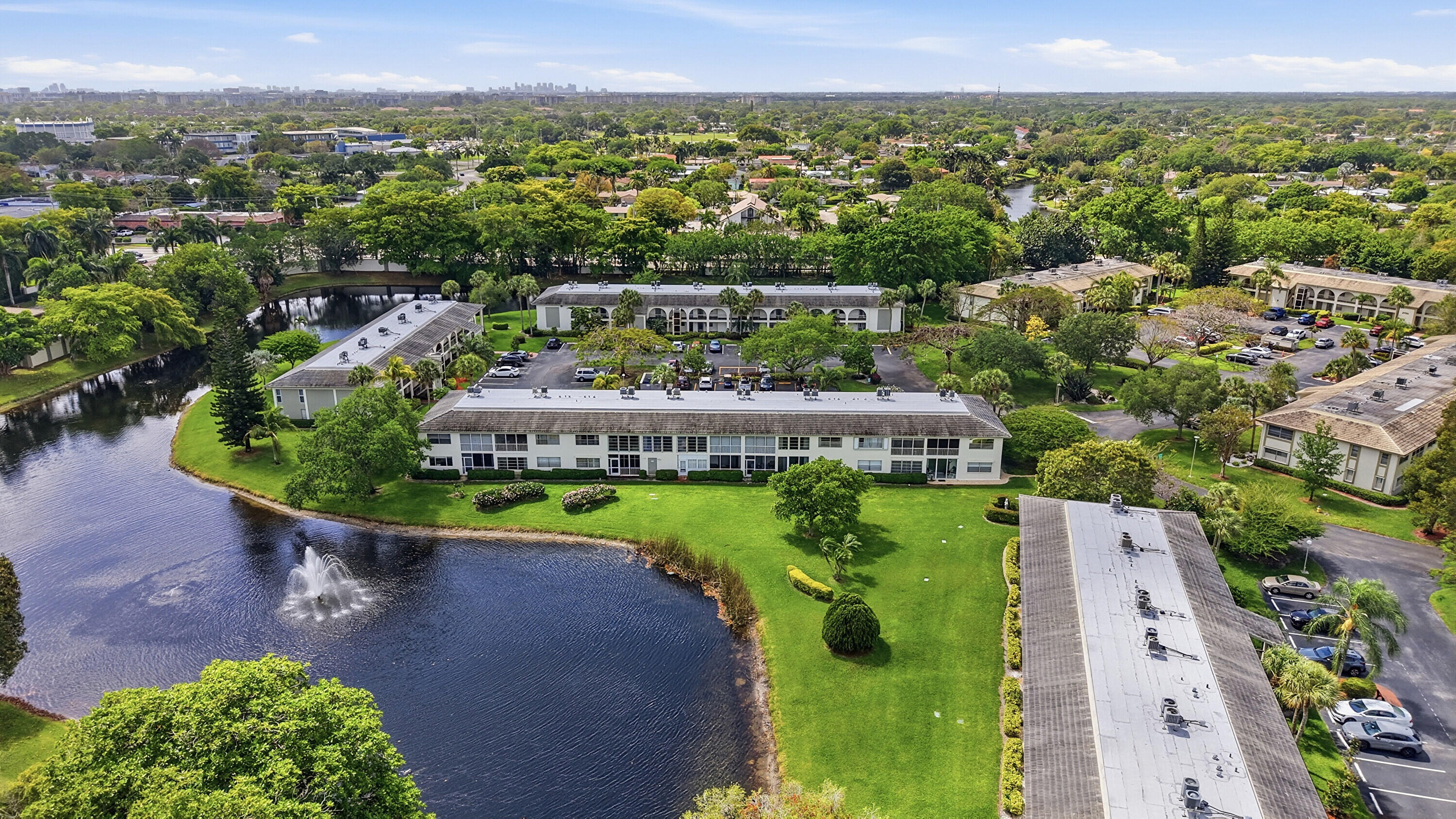 NASSAU VILLAGE WYNMOOR CONDO - Residential