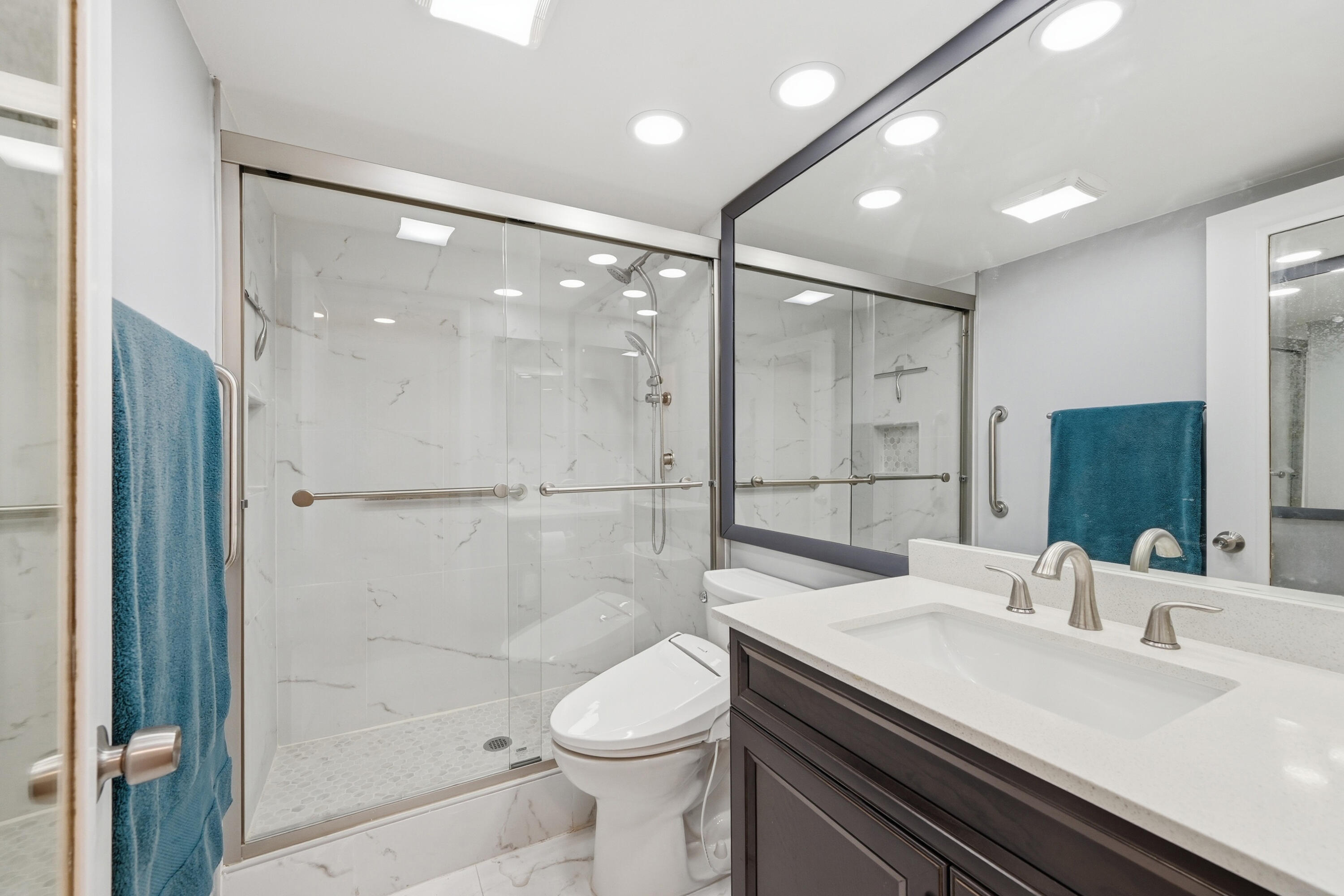 NASSAU VILLAGE WYNMOOR CONDO - Residential