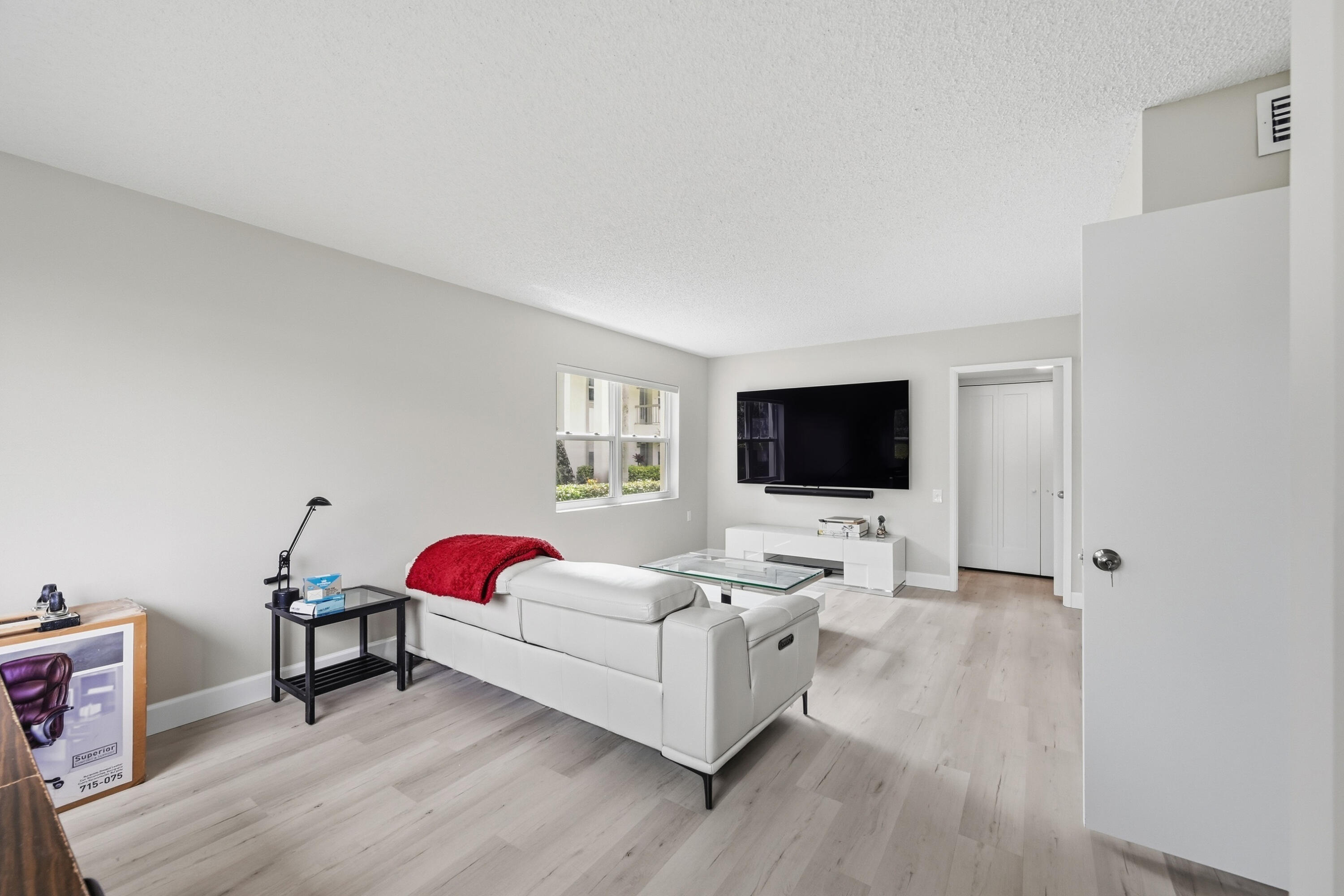 NASSAU VILLAGE WYNMOOR CONDO - Residential