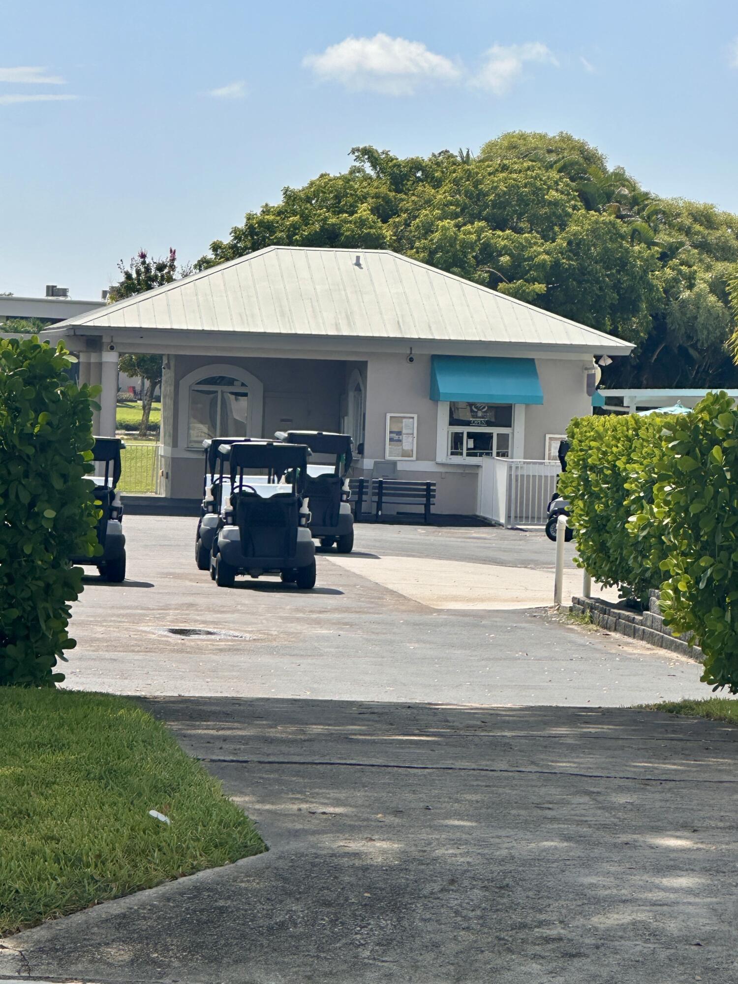 KINGS POINT BURGUNDY CONDOS - Residential