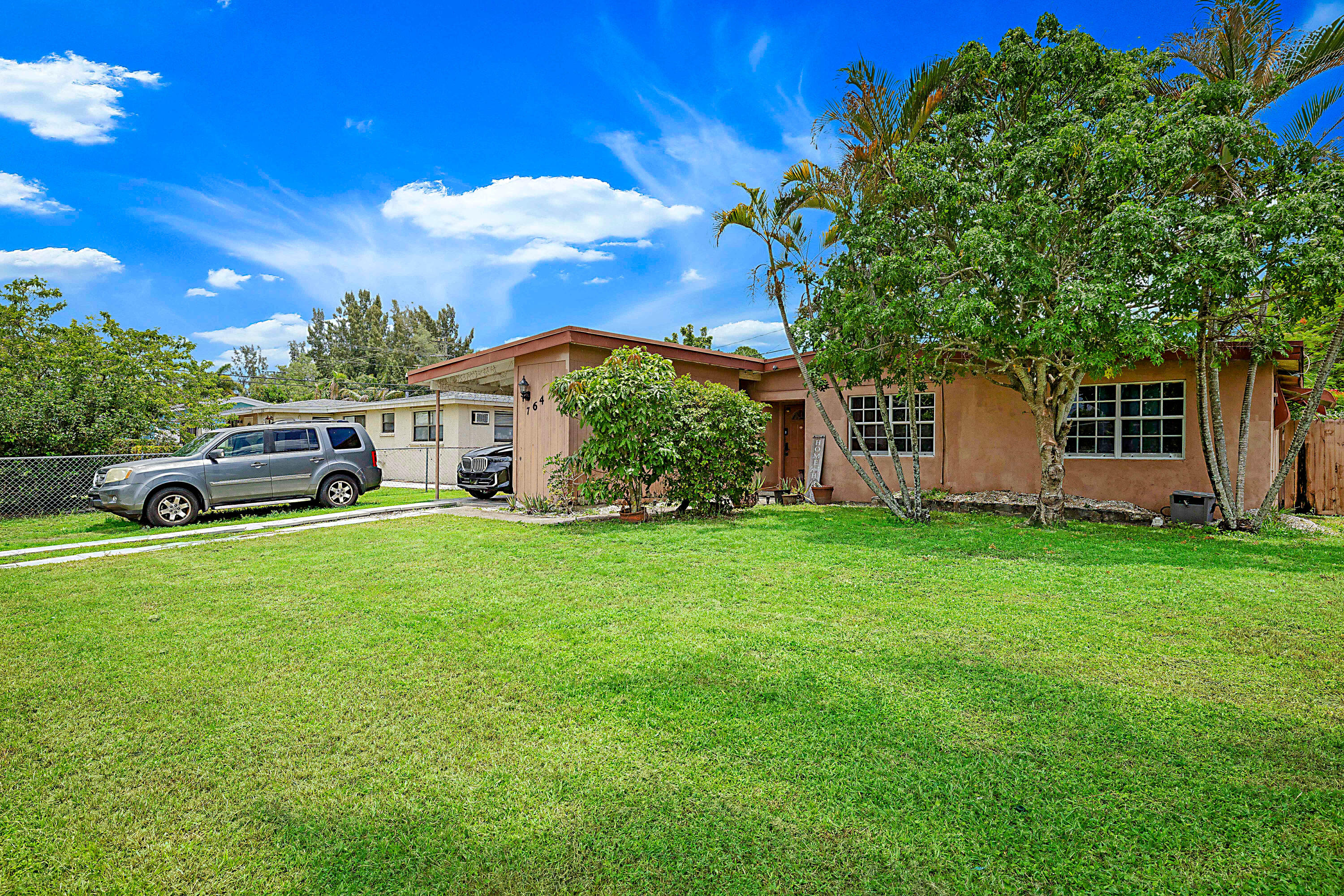 Photo 1 of 31 — 764 Camellia Drive, Royal Palm Beach, FL 33411