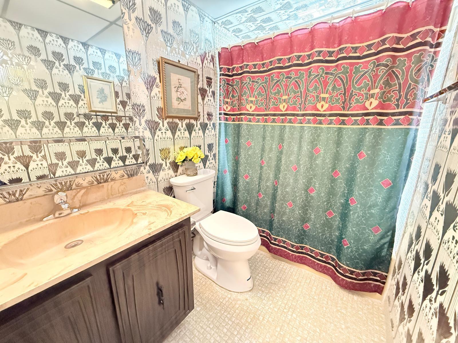 SOMERSET - Residential