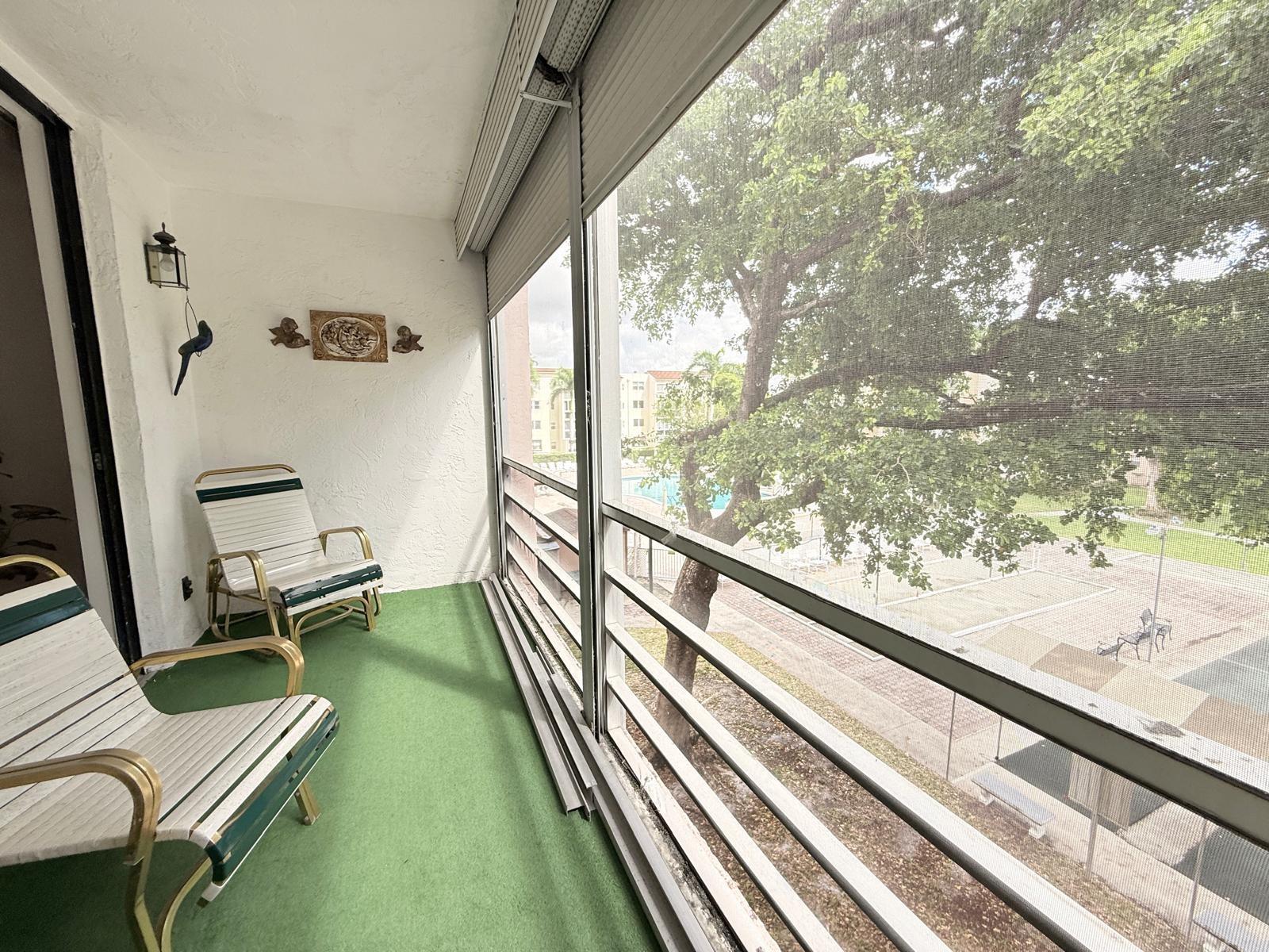 SOMERSET - Residential