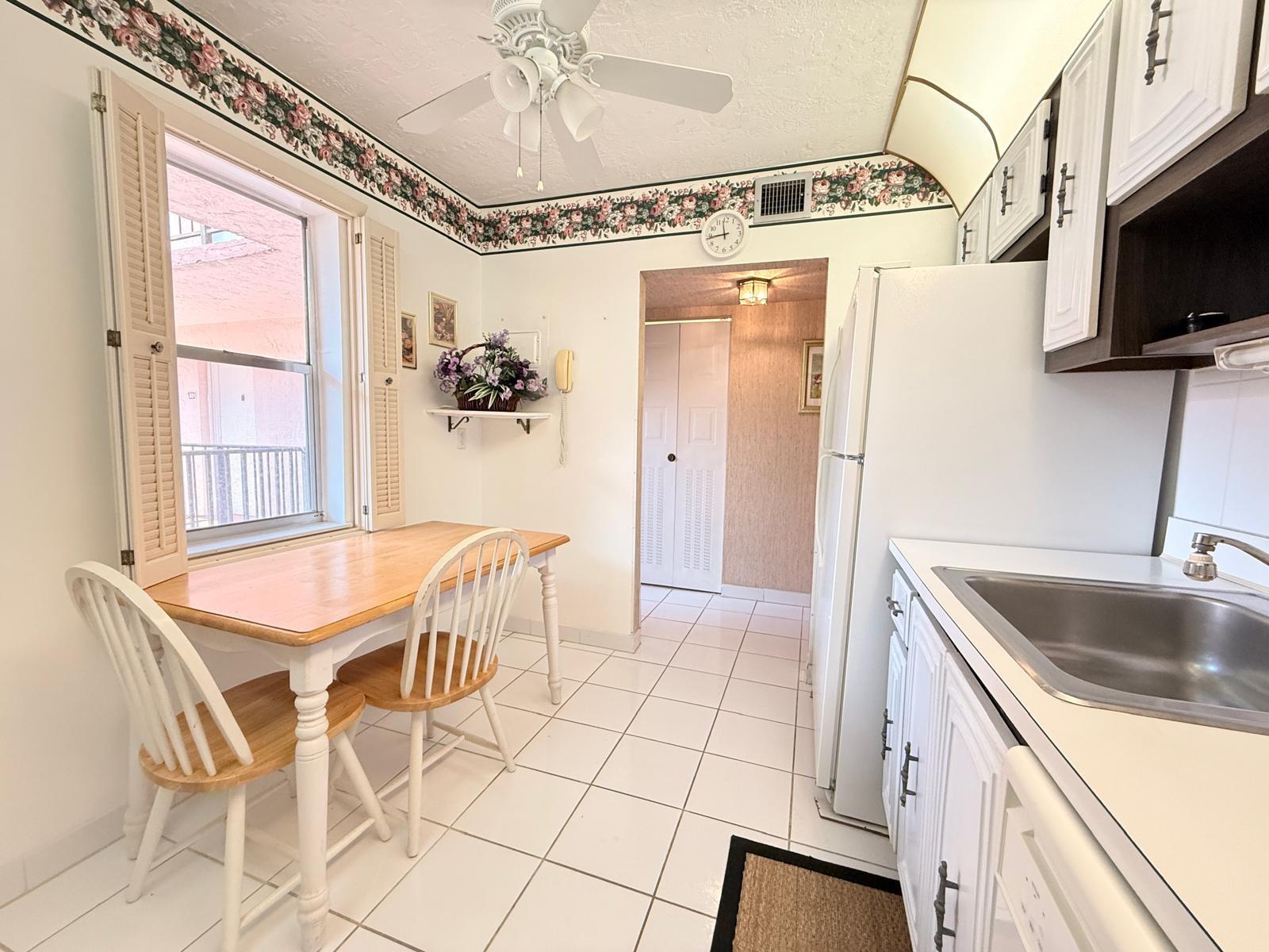 SOMERSET - Residential