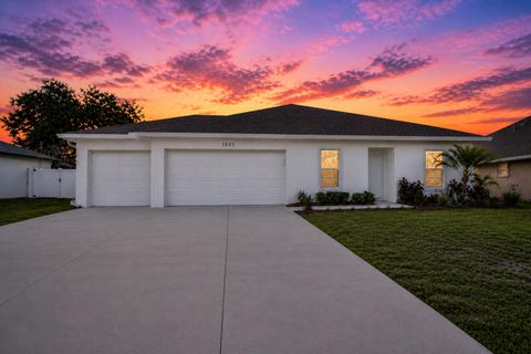 Property photo of 1043 Landsdowne Drive, Sebastian, FL 32958
