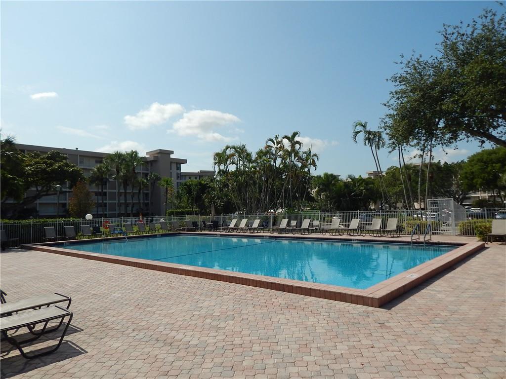 Palm Aire Country Club - Residential