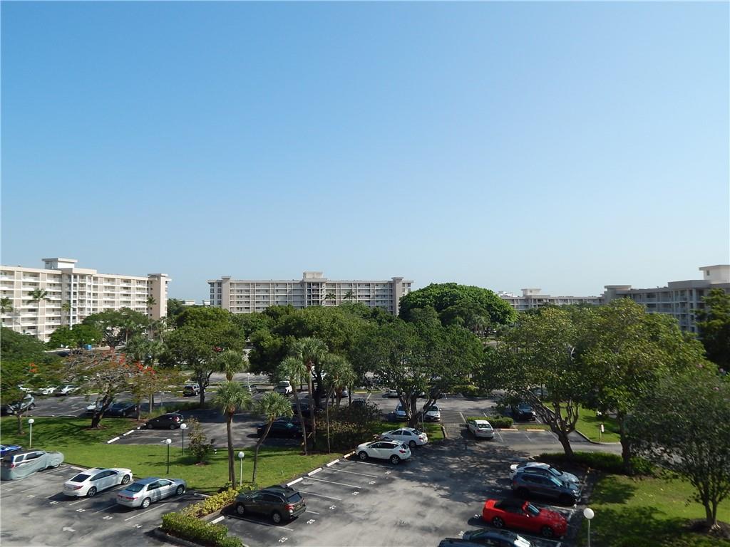 Palm Aire Country Club - Residential