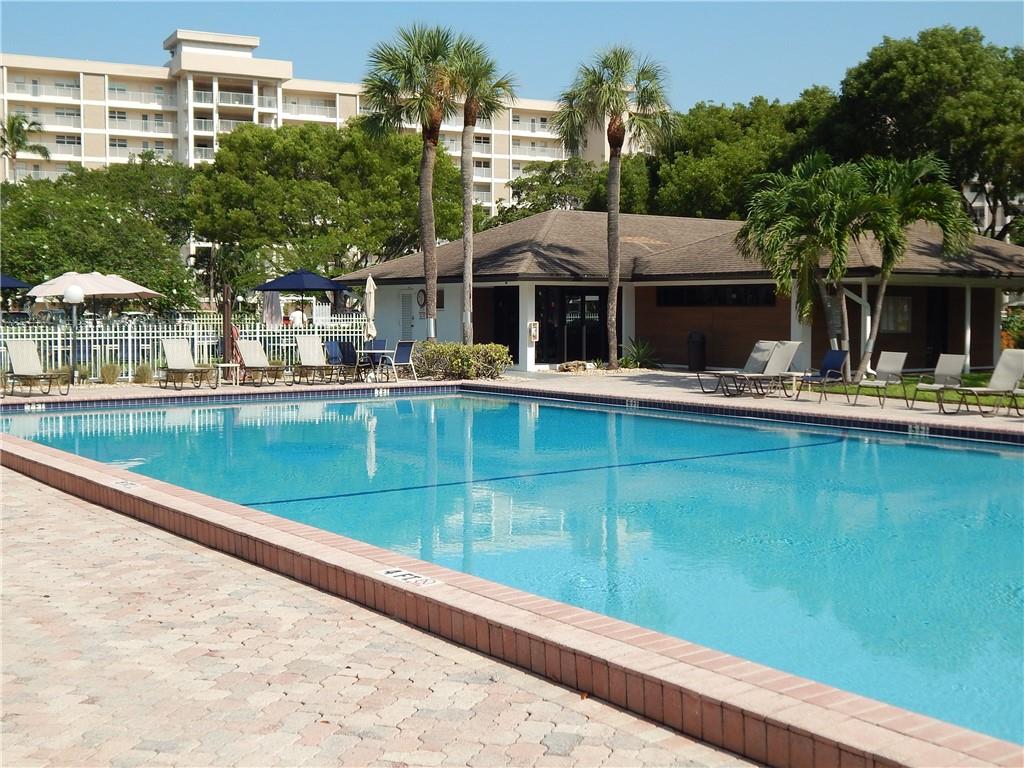 Palm Aire Country Club - Residential