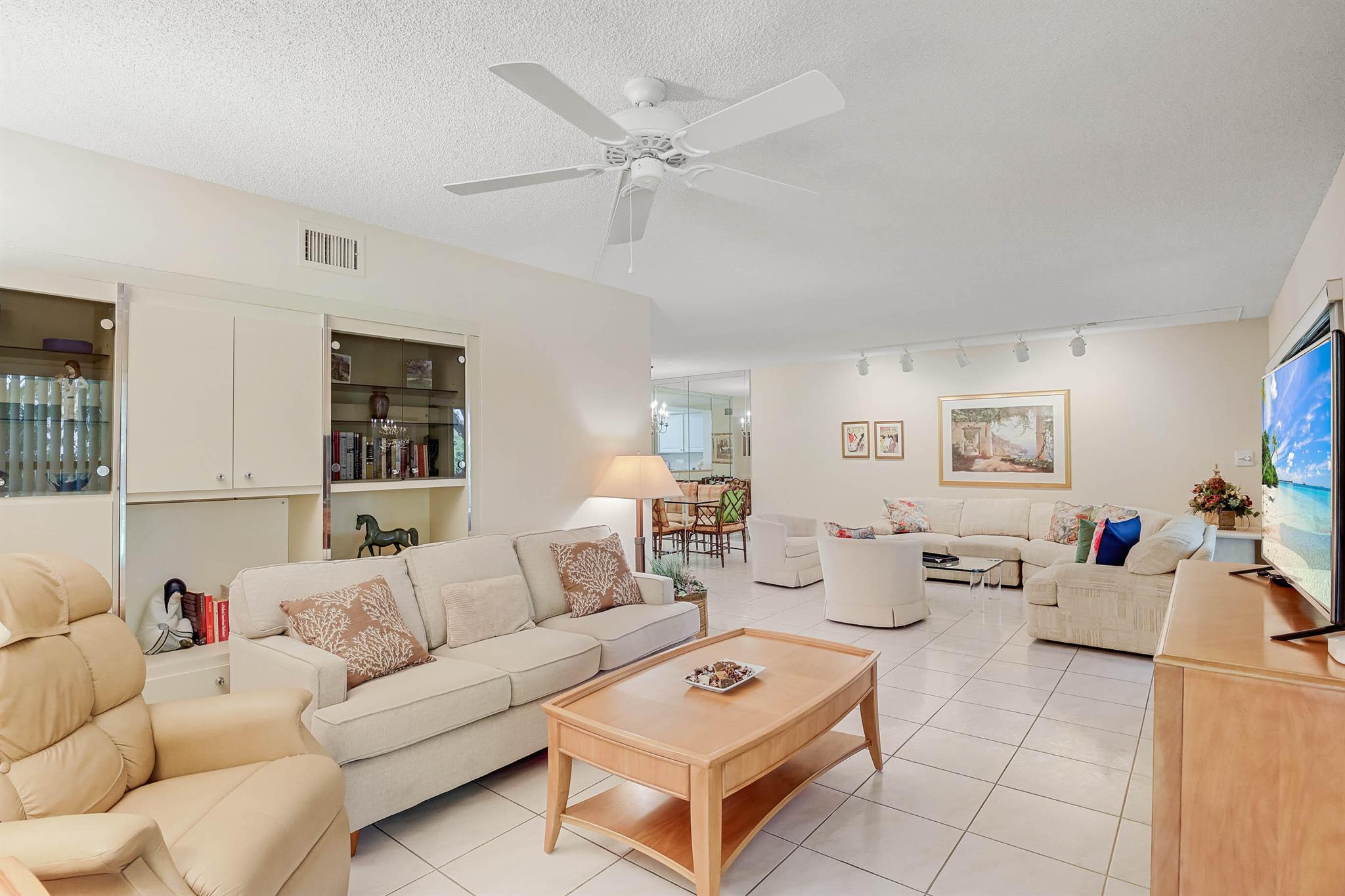 BOCA DELRAY I-III COND DE - Residential