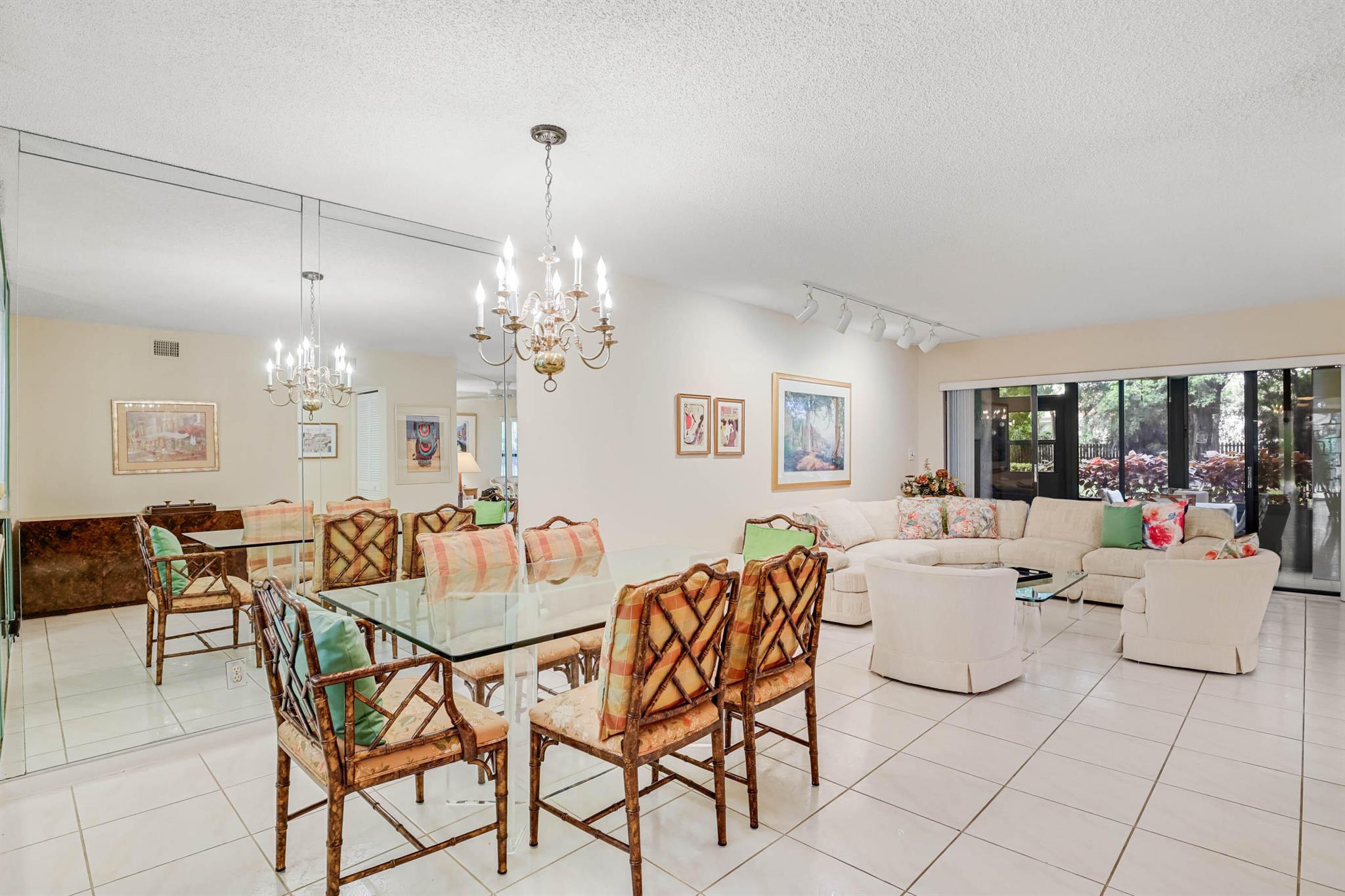 BOCA DELRAY I-III COND DE - Residential