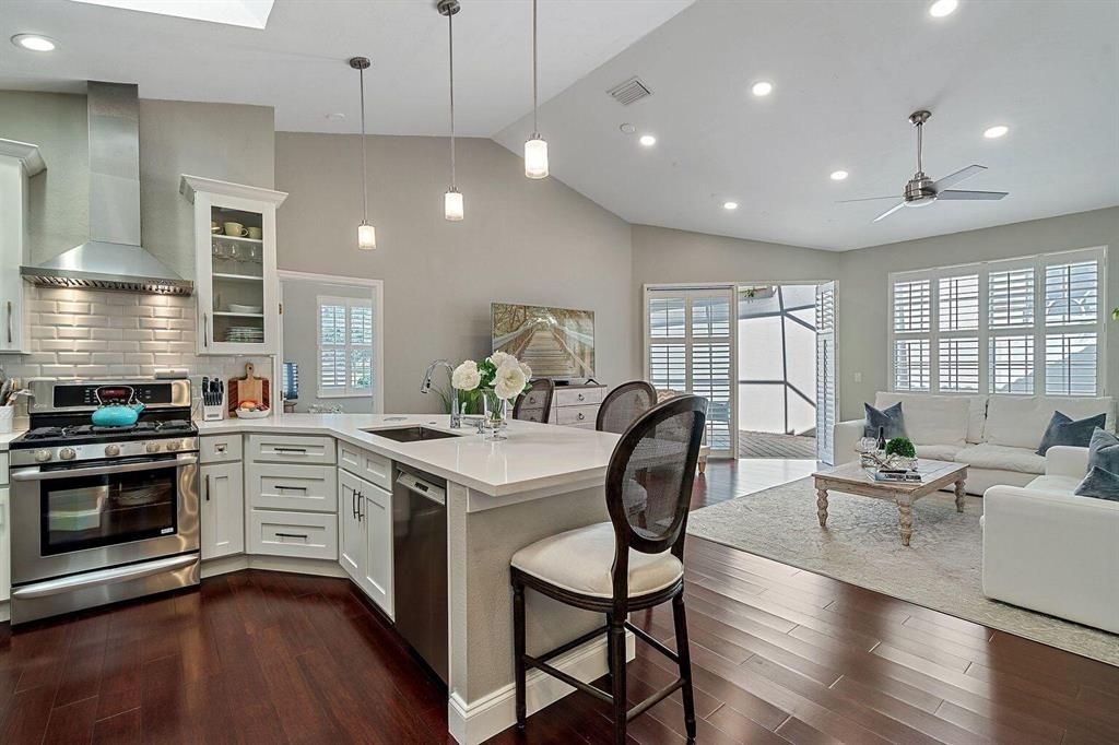 Photo of 24 Via Del Corso, Palm Beach Gardens, FL 33418 (MLS # R10754087)