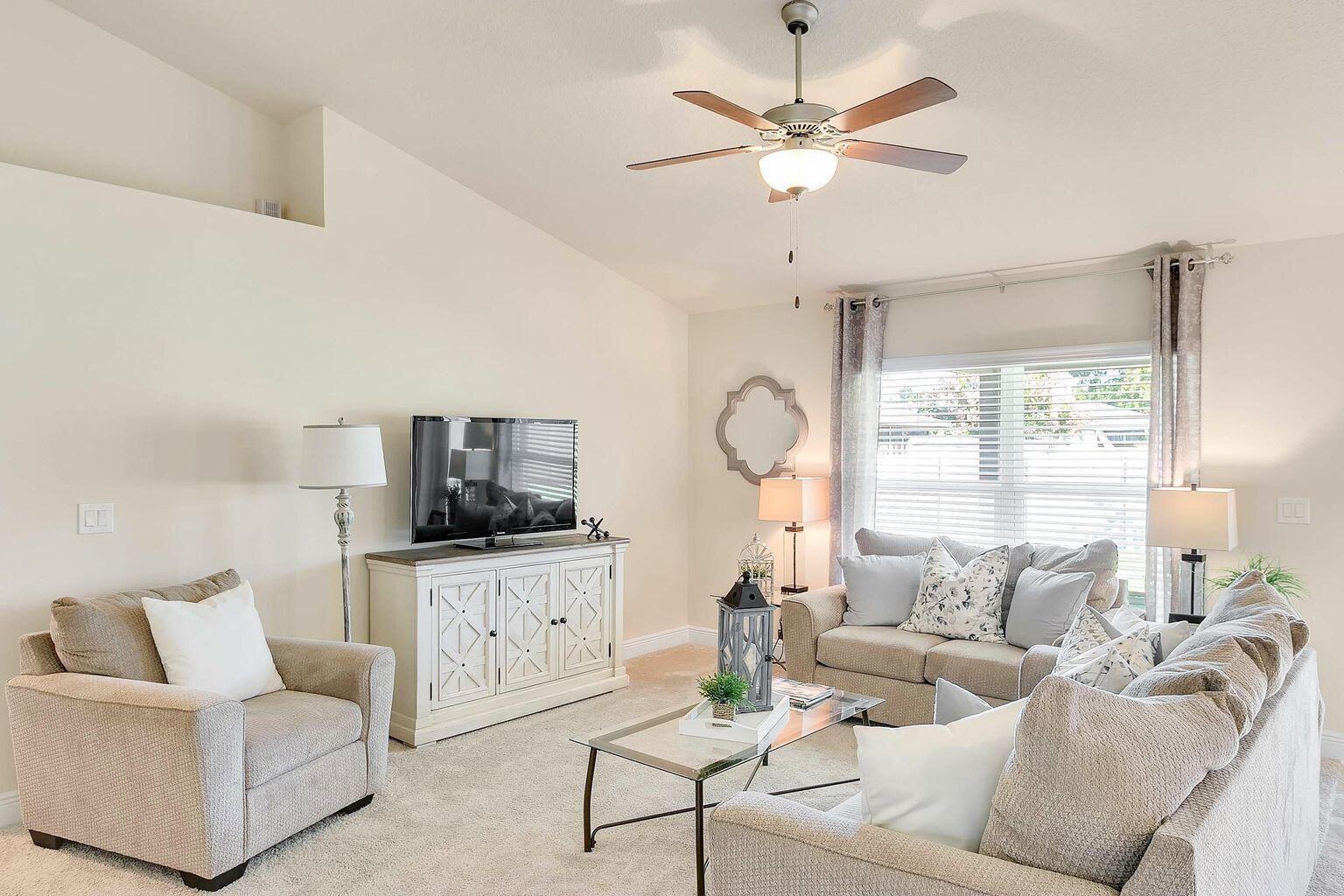 PORT ST LUCIE SECTION 27 - Residential