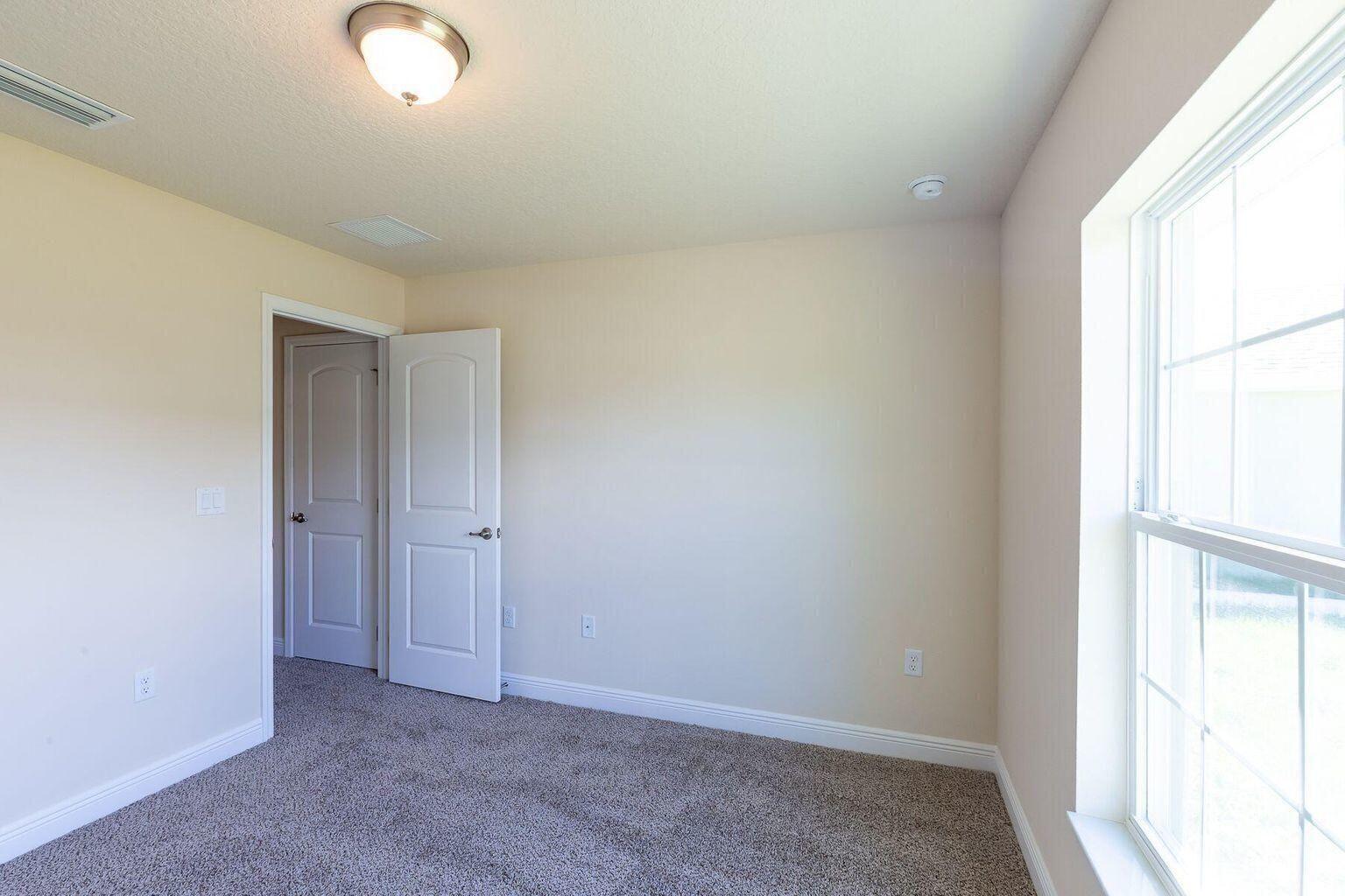 PORT ST LUCIE SECTION 27 - Residential