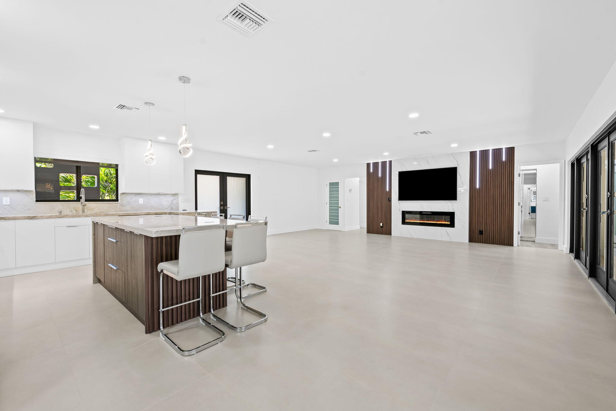 POMPANO WATERWAY ESTATES - Residential