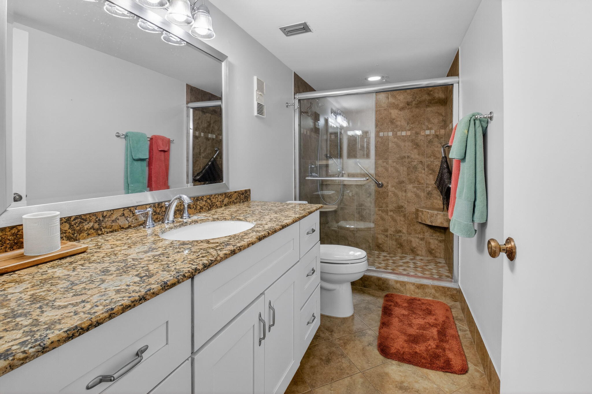 HUNTINGTON LAKES SEC TWO CONDOS - Residential