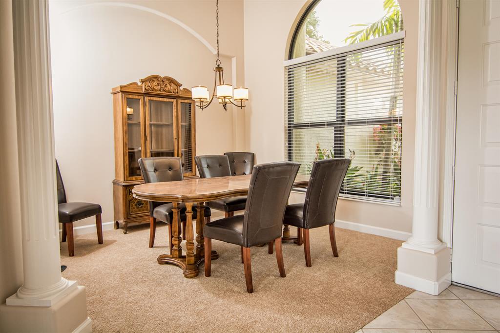 PADDOCK PARK 2 OF WELLING - Residential