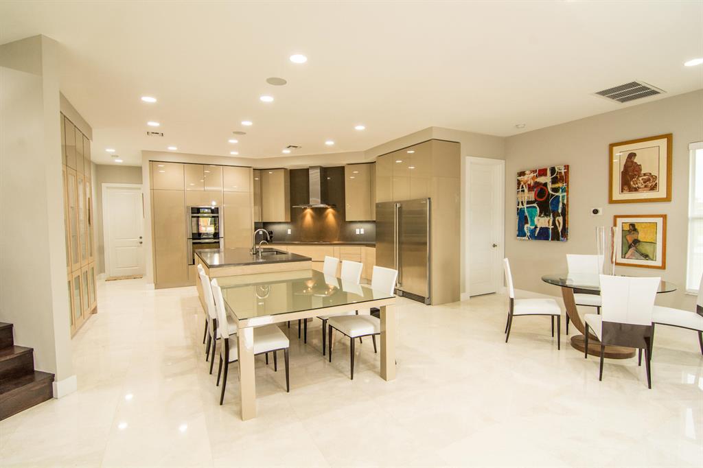 PADDOCK PARK 2 OF WELLING - Residential