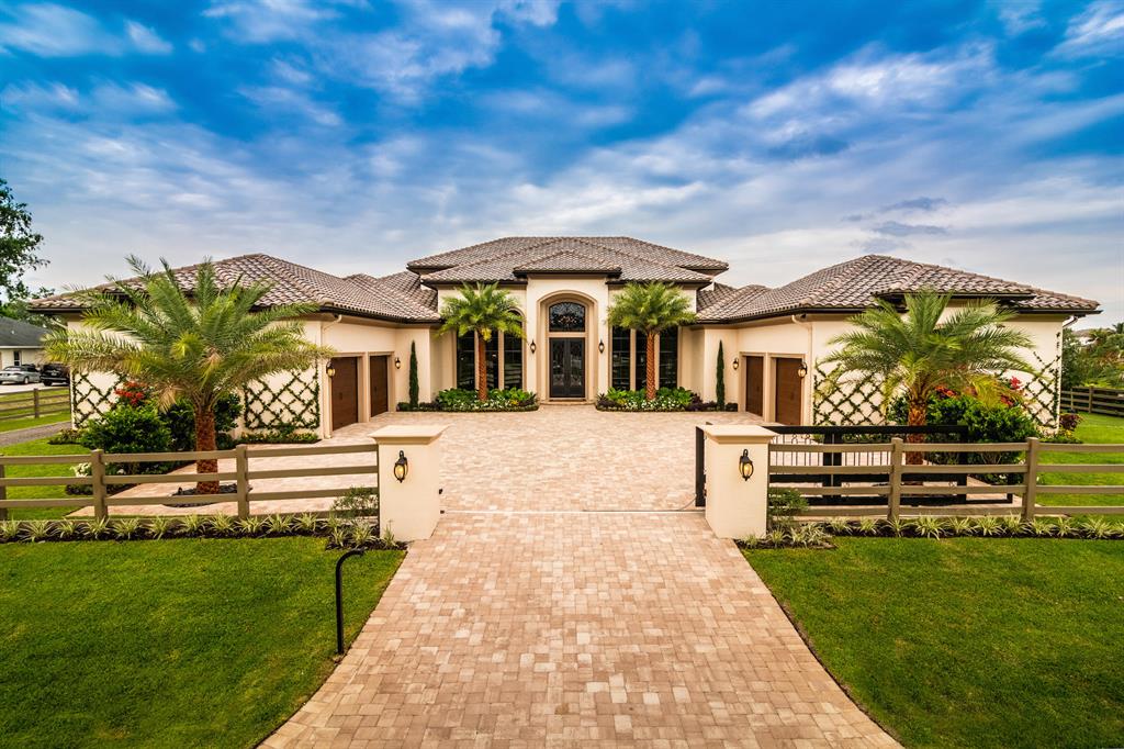 PADDOCK PARK 2 OF WELLING - Residential