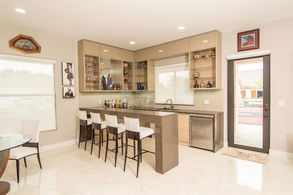 PADDOCK PARK 2 OF WELLING - Residential