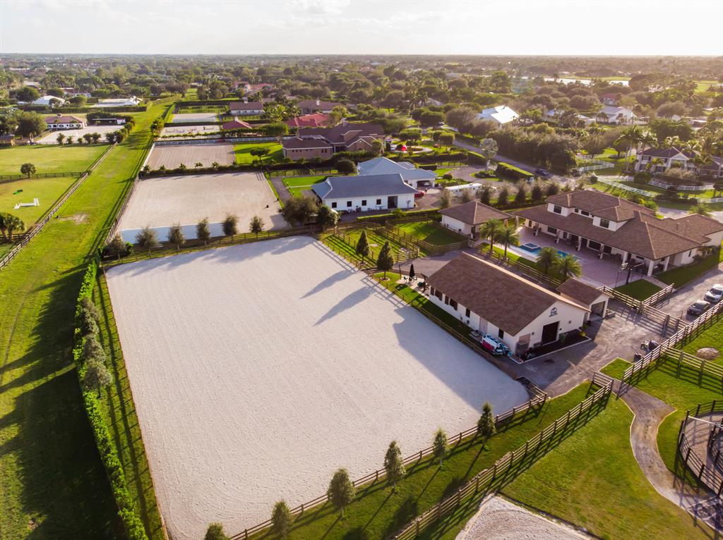 PADDOCK PARK 2 OF WELLING - Residential